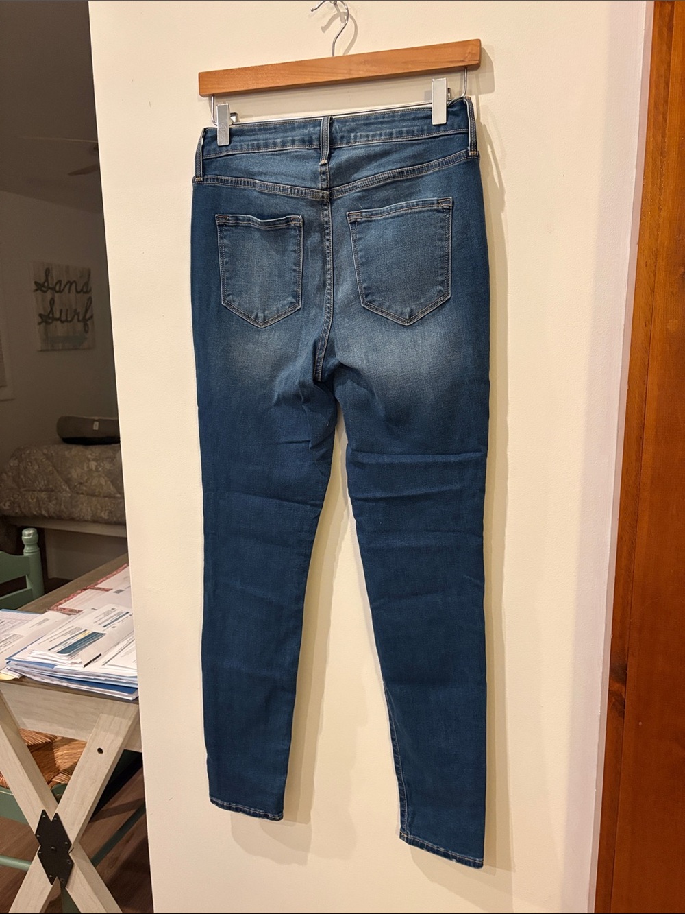 Old Navy ROCKSTAR Blue Distressed HIGH RISE Skinny Jeans,Size 4 - Picture 9 of 10